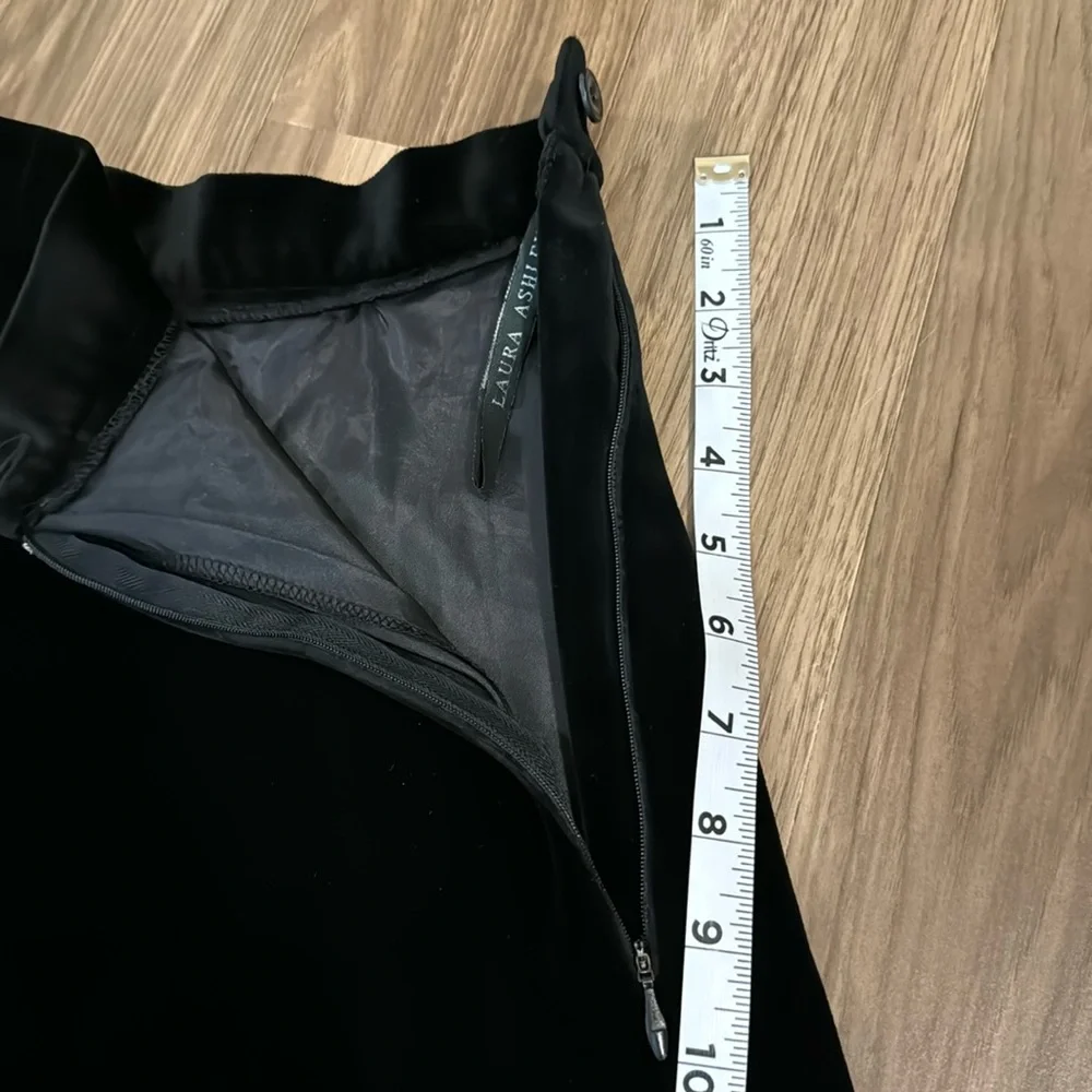 Laura Ashley Velvet Black Vintage Soft Luxe Lined Button Zip Up Midi Skirt 4 - Picture 11 of 11